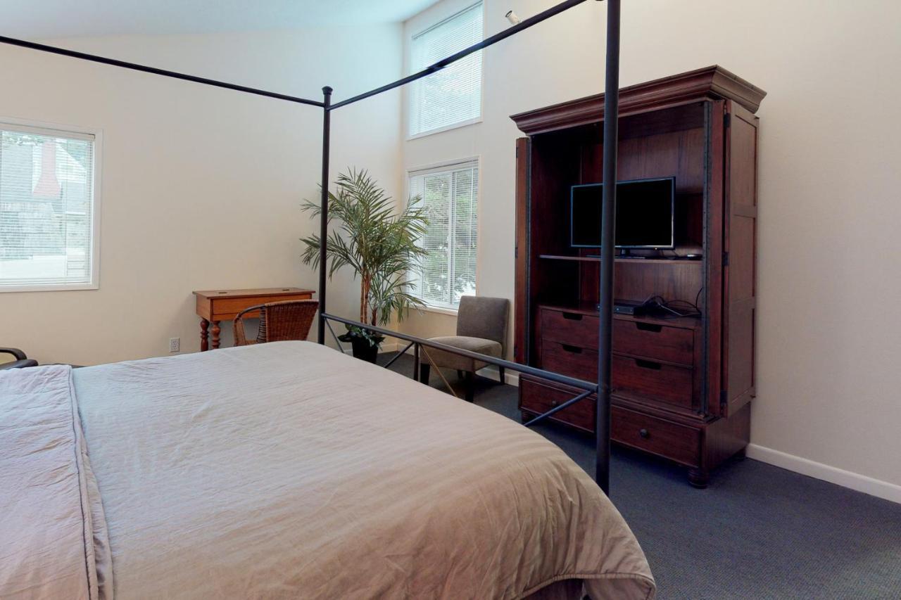 Newport'S Cypress Oceanview Home Extérieur photo