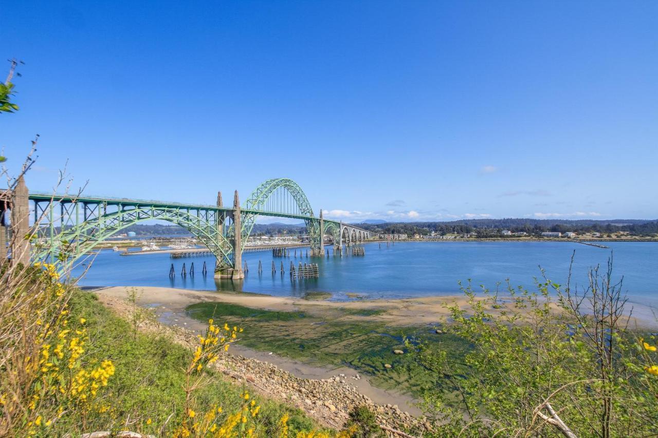 Newport'S Cypress Oceanview Home Extérieur photo
